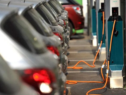 Autonomiser les propriétaires de véhicules électriques dans les zones rurales : solutions de recharge innovantes